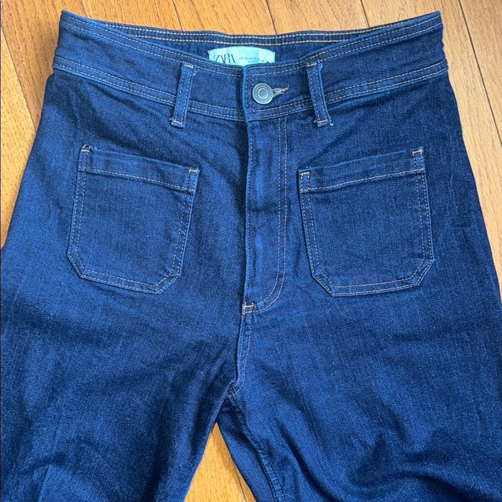 Zara women’s Dark Blue Flare & Wide Leg Jeans - Picture 2 of 7